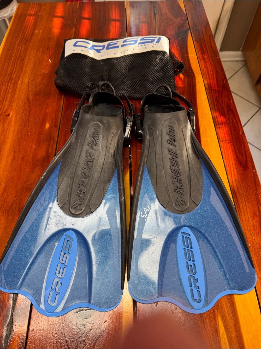 Cressi Blue/Black Diving Fins – Comfortable Open Heel Scuba Snorkel Fins
